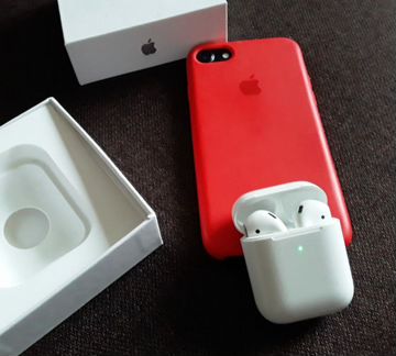 AirPods