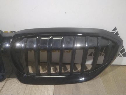 Решетка радиатора бу BMW 3 G20 M-Pack OEM 51138075