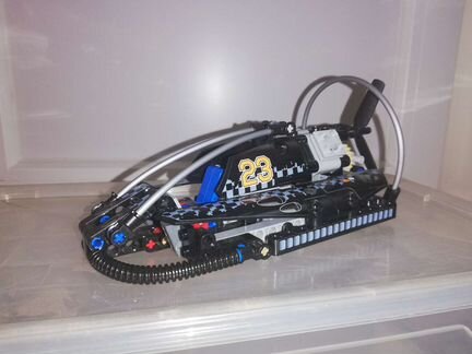 Lego Technic Транспорт на воздушной подушке 42002