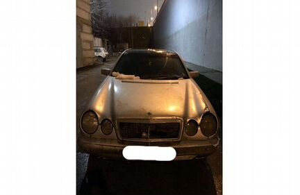 Мерседес 210 W210 капот