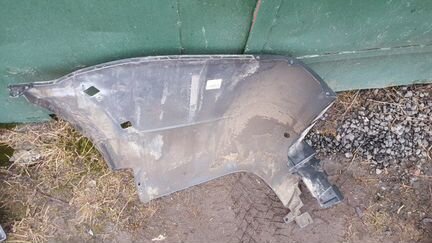 Бампер задний правый Mitsubishi Pajero 4