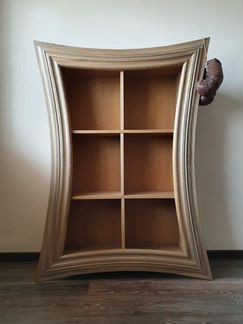 Подвесной шкаф-витрина EGO из массива дуба
