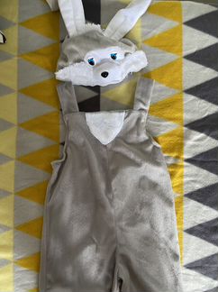 Новогодний костюм зайчика