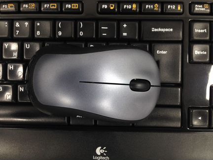 Беспроводный набор Logitech Wireless Combo MK520