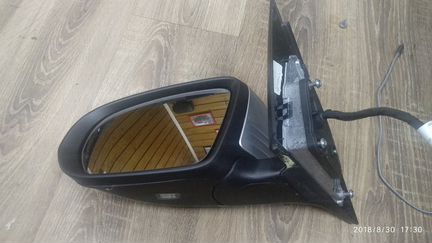 Mercedes w205 зеркало левое серое
