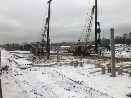 Забивка свай, Лидерное бурение, Вдавливание свай