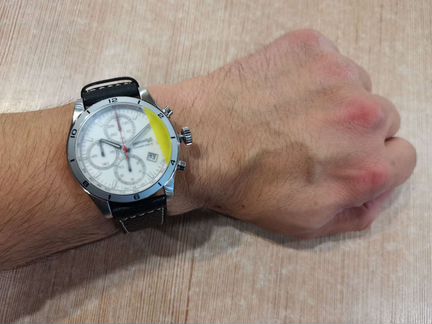 Новые часы Eberhard Champion V Chronograph 31063.2