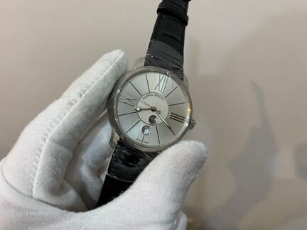 Ulysse nardin 8293-122-2/41 Classico Classico Luna