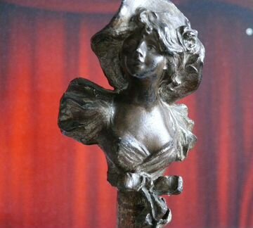 Старинный бюст. Модерн. 1890г. Бронза