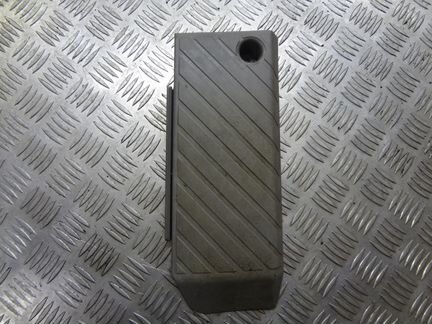 Накладка упор для ног passat (B5) (1996-2005)