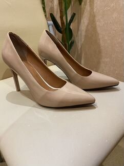 Туфли лодочки 38 бежевые нюд