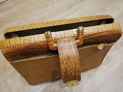 Портфель кожаный Германия