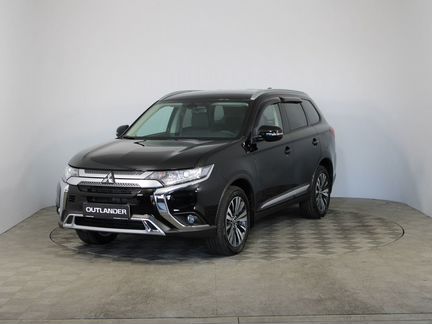 Mitsubishi Outlander 2.0 CVT, 2020