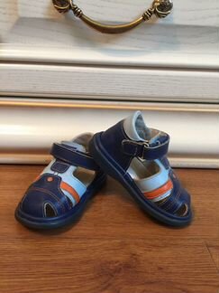 Сандалии кожаные