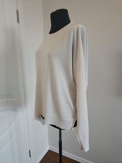 Джемпер белый