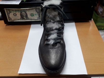 Ботинки женские