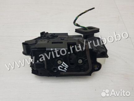 Замок двери передний правый Skoda Octavia A7 cwva