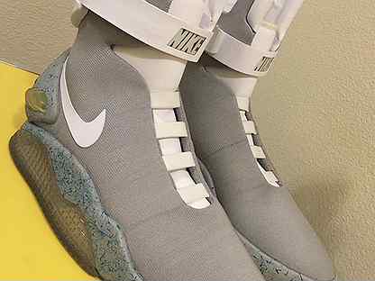 nike air mag 2011