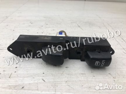 Блок кнопок Mitsubishi Galant 8 USA 4G64 2001