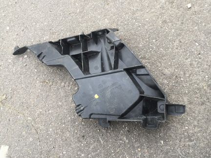 Audi A4 A5 A6 A7 A8 Q3 Q5 Q7 крепление бампера