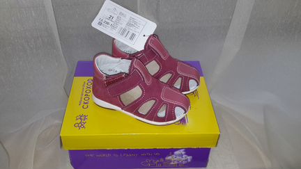 Новые босоножки для девочки Детский Скороход