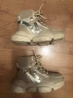 Кроссовки Respect