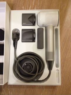 Фен Dyson Supersonic silver