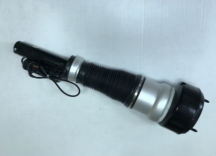 Новая передняя стойка Mercedes W221 Airmatic 2006