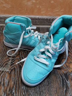 Кроссовки Adidas