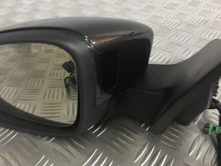Зеркало наружное левое Volkswagen Passat CC