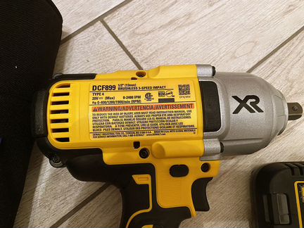 Гайковерт dewalt 899 (с акб и зу)