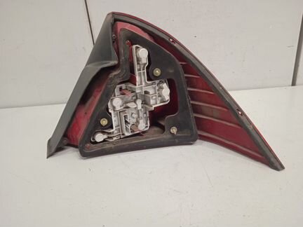 Фонарь задний левый Ford Mondeo 3 2000-2007