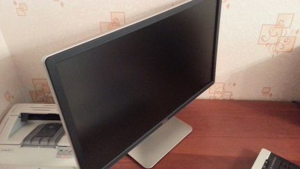 Монитор Dell 24