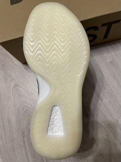 Кроссовки Yeezy bsktbl