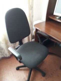 Продам компьютерный стол + кресло