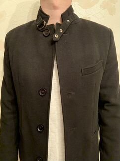 Пальто мужское с капюшоном и подкладкой