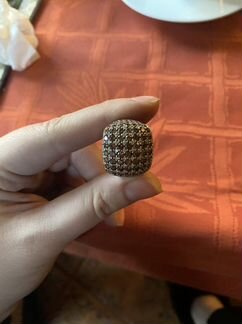 Кольцо с бриллиантом