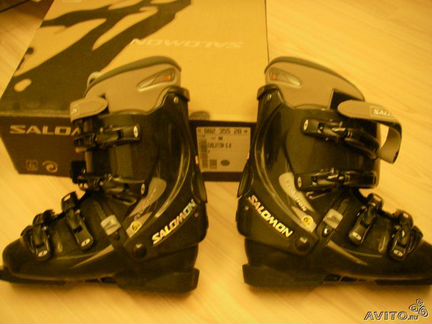 Женские горнолыжные ботинки Salomon