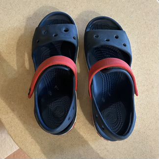 Сандалии Crocs J2